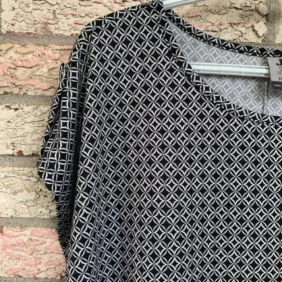 Jonathan Martin black grey geometric pattern top Large - Picture 3 of 7